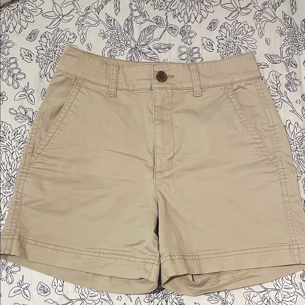 Gap Girlfriend Khaki Shorts